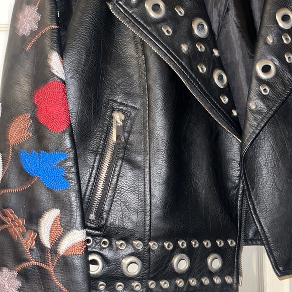 Leather jacket - Picture 7 of 7